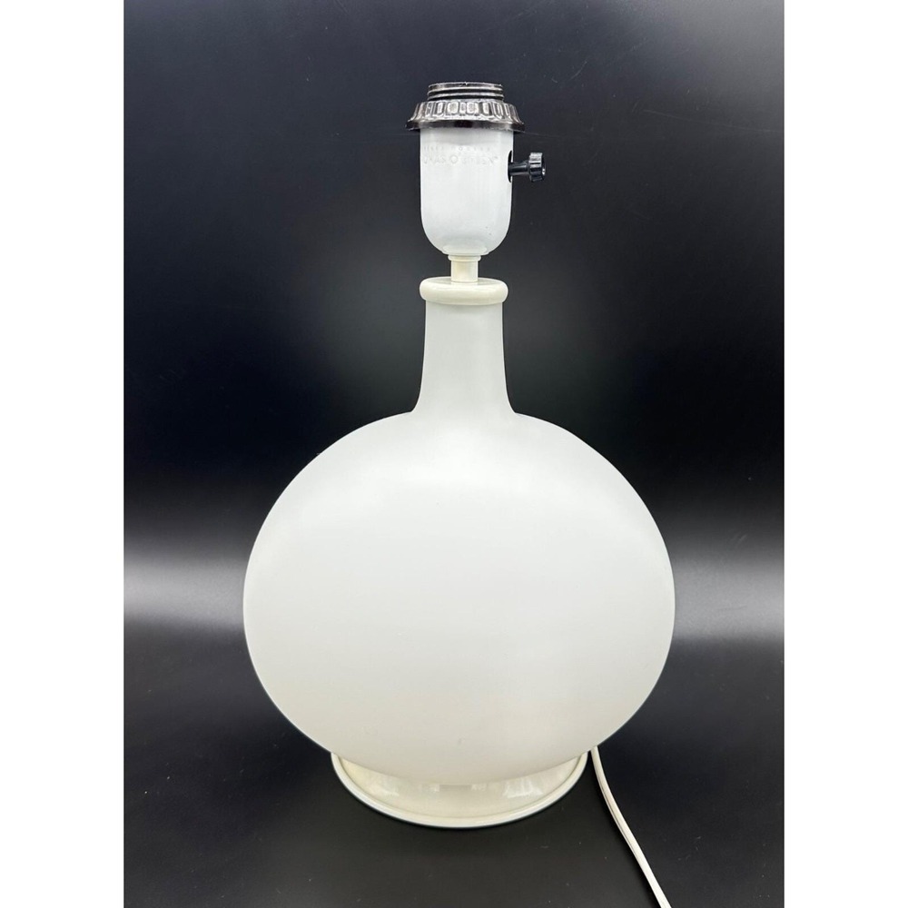 Thomas O'Brien Vintage Modern Table Lamp 14" Round White Glass Ball Visual‎ 2005